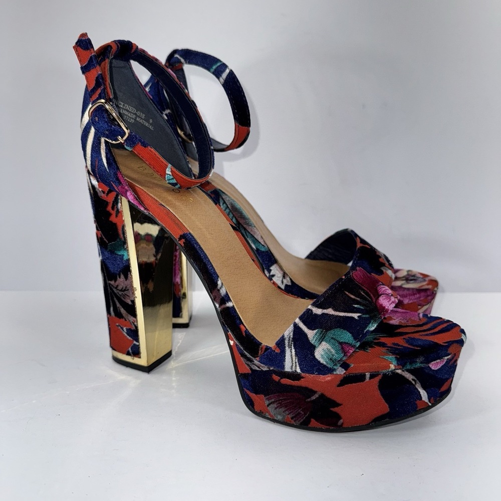 BAMBOO Women's Chunky Heel Platform Sandals Colorful Floral Velvet Fabric Sz 9